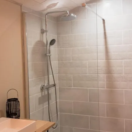 Дом отдыха Le Bois Aux Feuilles Blanches Saint-Michel-Mont-Mercure