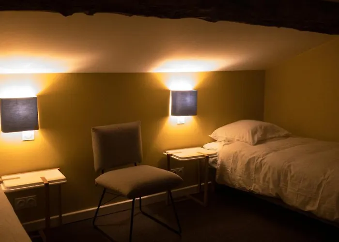 Le Bois Aux Feuilles Blanches 度假居 *