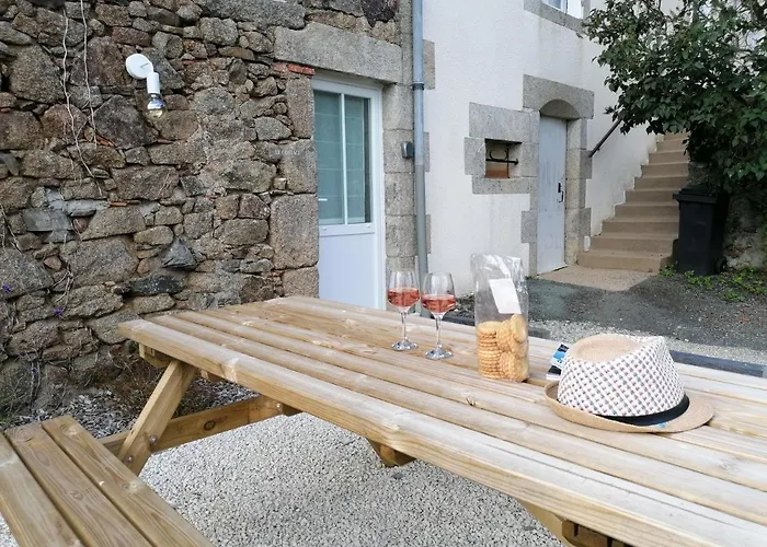 Le Bois Aux Feuilles Blanches 度假居 Saint-Michel-Mont-Mercure